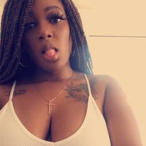 Meet your Posher, Kiara